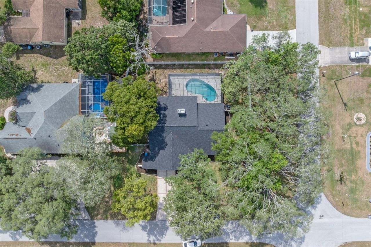 2051 Laredo Avenue , Spring Hill, FL 34608 Photo