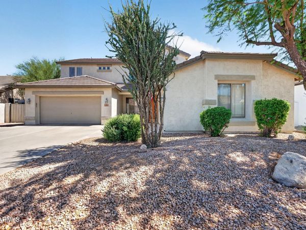 2355 E LA COSTA Place, Chandler, AZ 85249