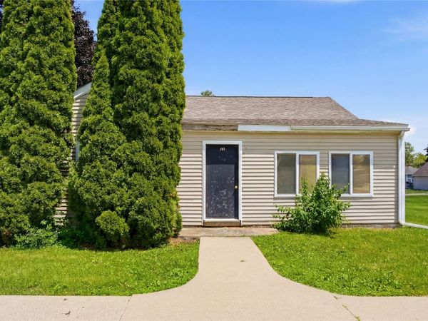 309 2nd Avenue , Clarence, IA 52216