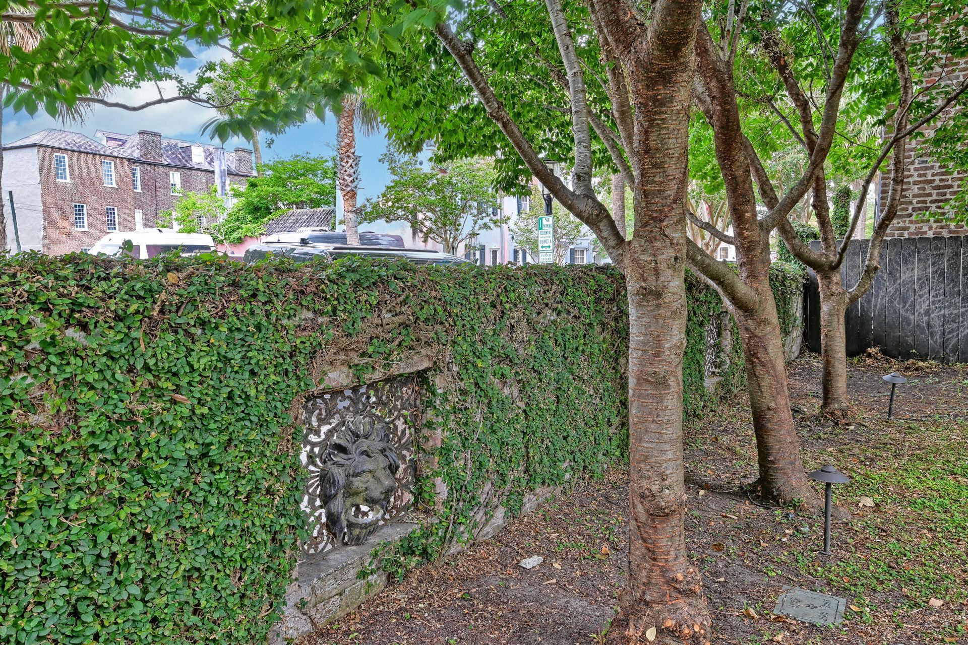 10 Chalmers Street Photo 15