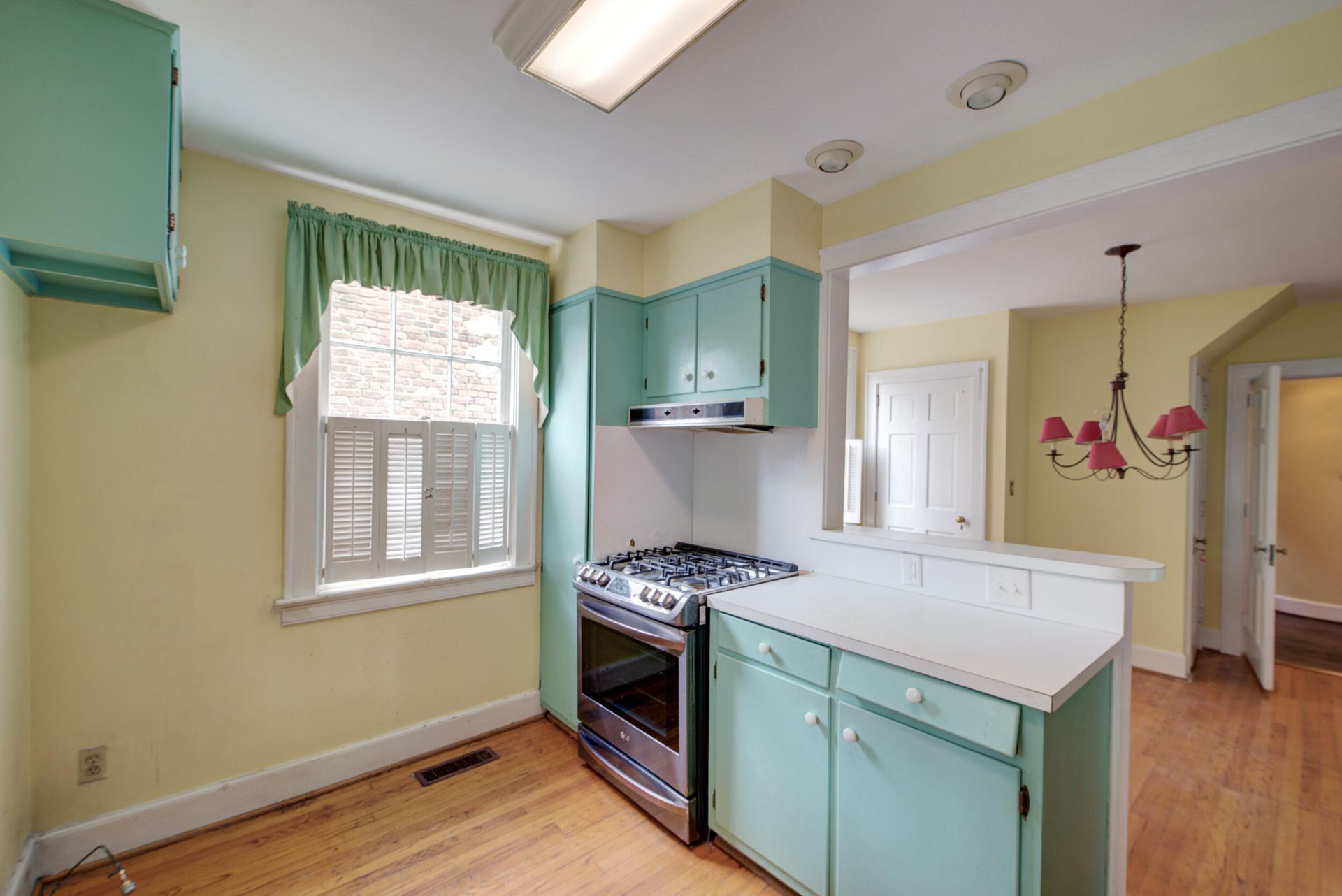 10 Chalmers Street Photo 33