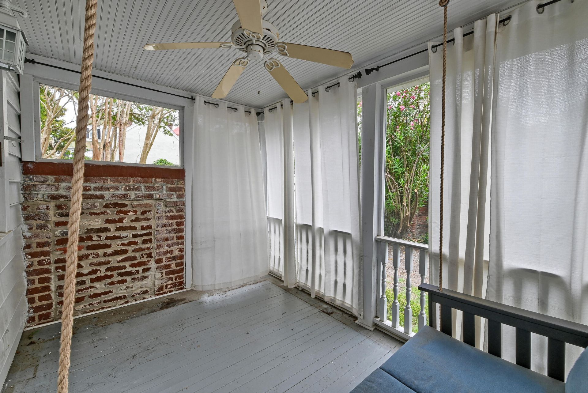 10 Chalmers Street Photo 35