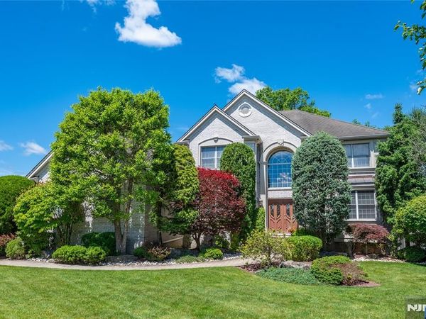 9 Ralph Drive, FAIRFIELD, NJ 07004