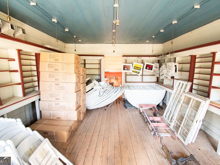 Property Image 101