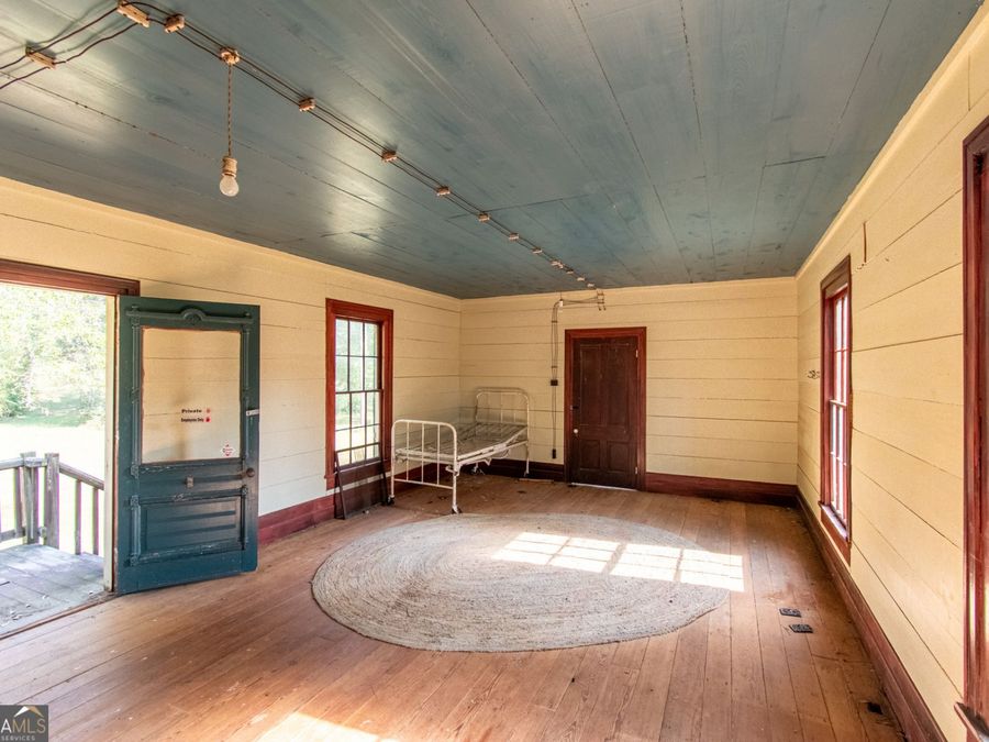Property Image 102
