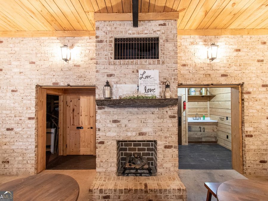 Property Image 118