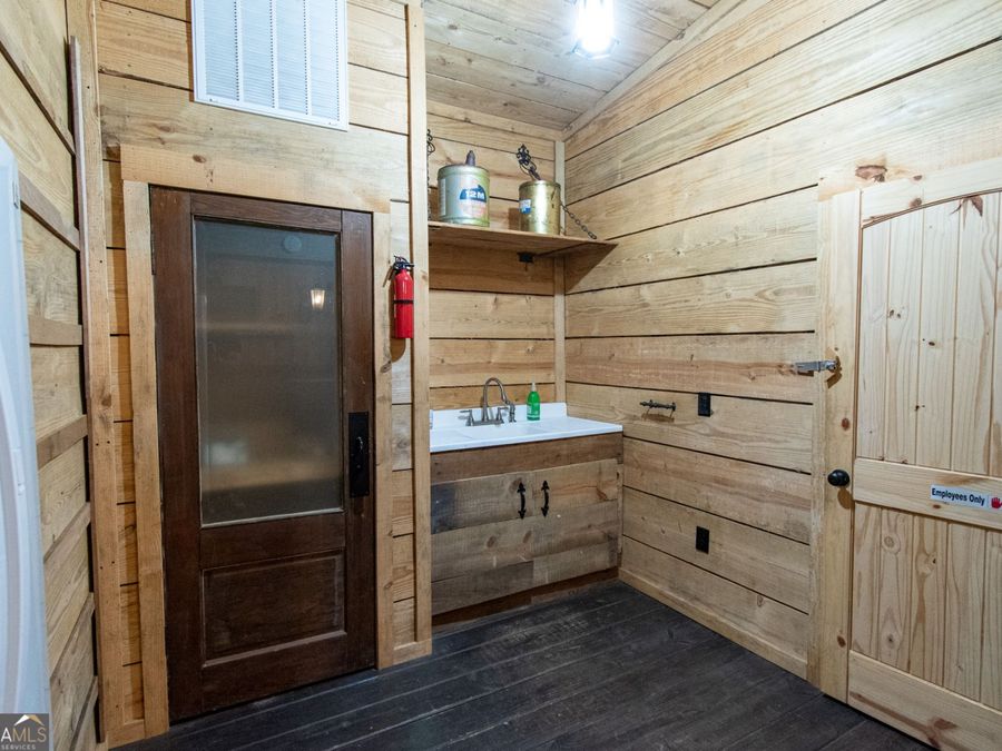 Property Image 120