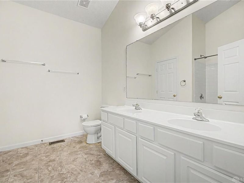 2567 Eagle View Drive, Beavercreek, OH 45431 Photo 32