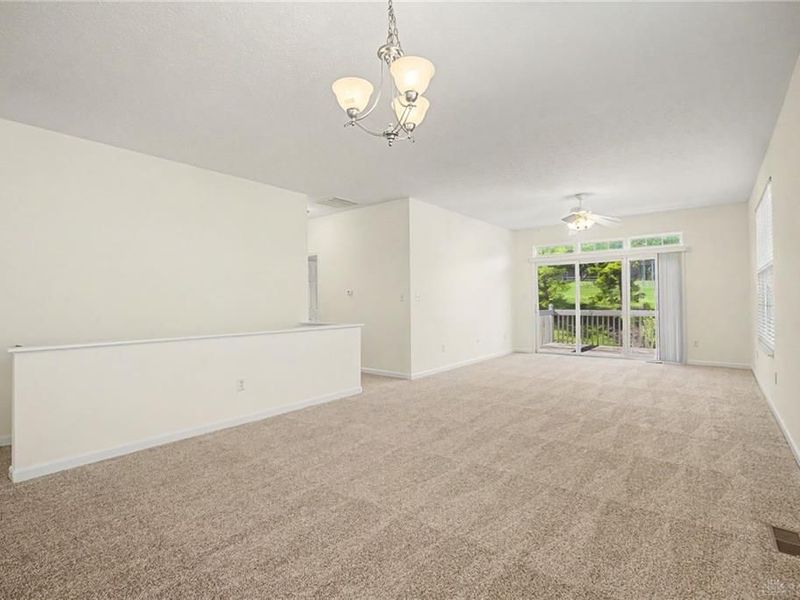 2567 Eagle View Drive, Beavercreek, OH 45431 Photo 9