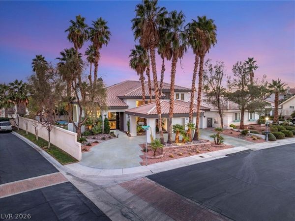 8001 Ryans Reef Lane , Las Vegas, NV 89128