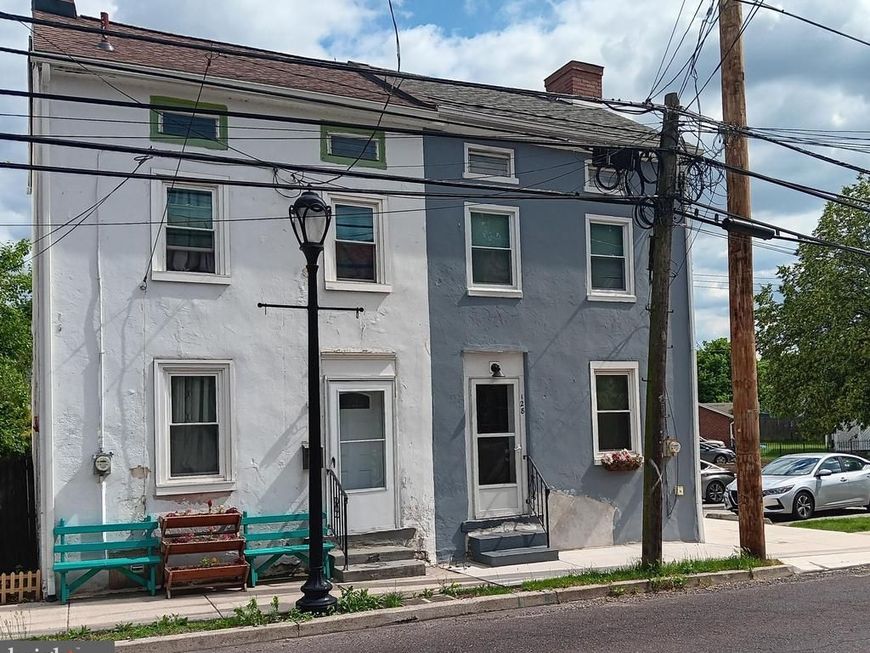 128 E High Street , Phoenixville, PA 19460 Main Photo