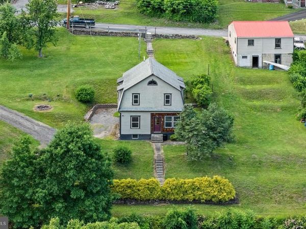 1910 DELAWARE AVE , RENOVO, PA 17764