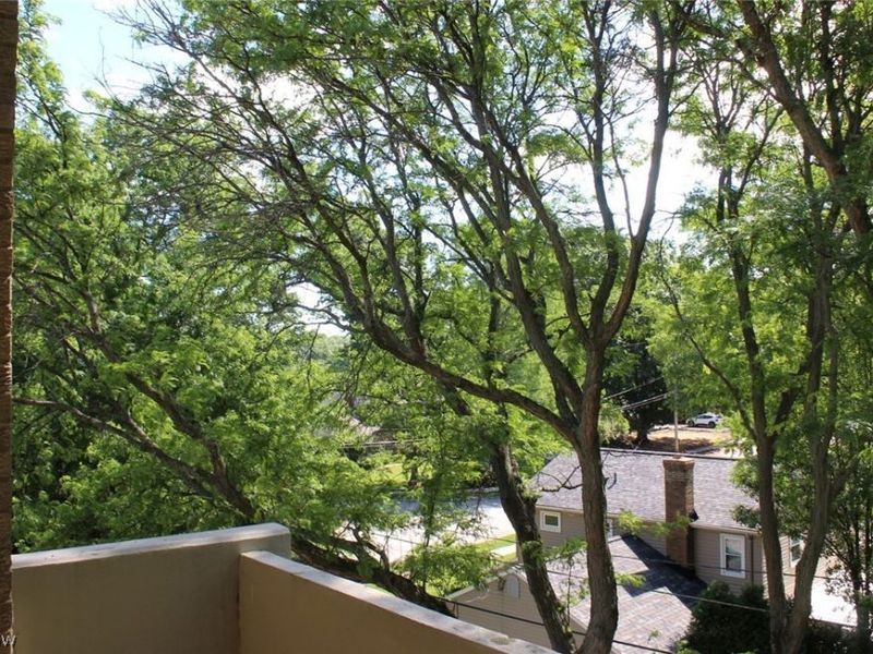 2109 Wooster Road, Unit 48, Rocky River, OH 44116 Photo 4