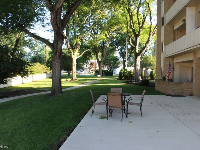 2109 Wooster Road, Unit 48, Rocky River, OH 44116 Photo 5