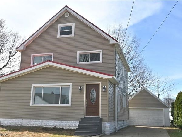 799 Buffalo Street , Conneaut, OH 44030
