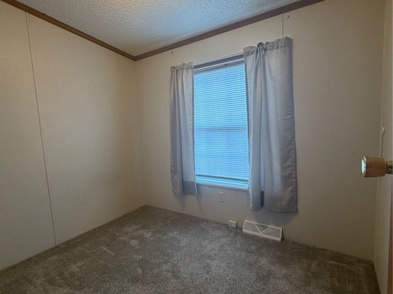 5411 N River Road W, Unit E11, Geneva, OH 44041 Photo 9