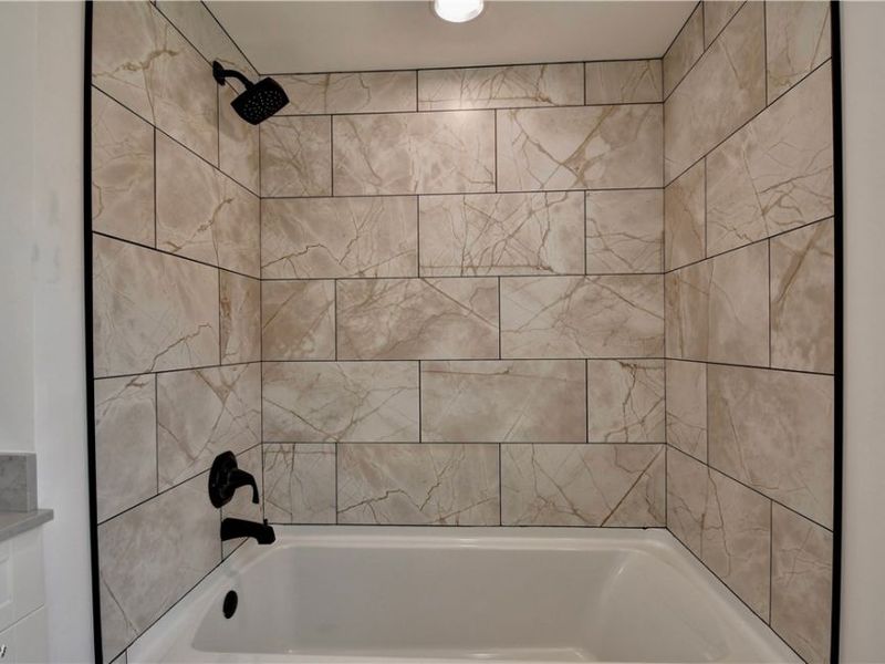 431 Cedar Lane, New Philadelphia, OH 44663 Photo 18