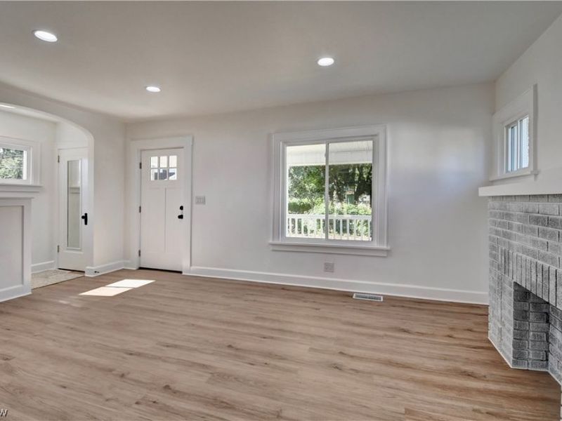 431 Cedar Lane, New Philadelphia, OH 44663 Photo 7