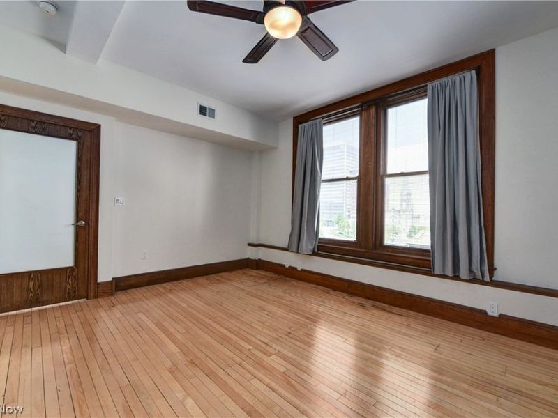 140 Public Square, Unit 403, Cleveland, OH 44114 Photo 32
