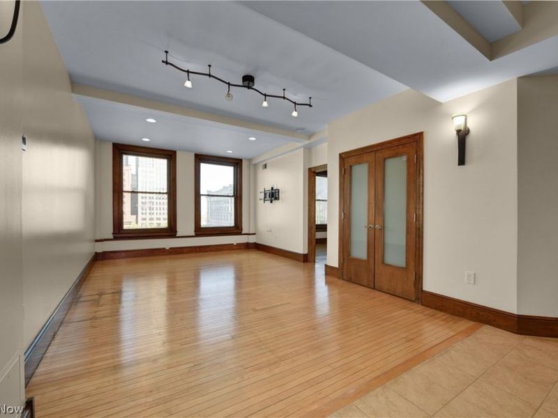 140 Public Square, Unit 403, Cleveland, OH 44114 Photo 9