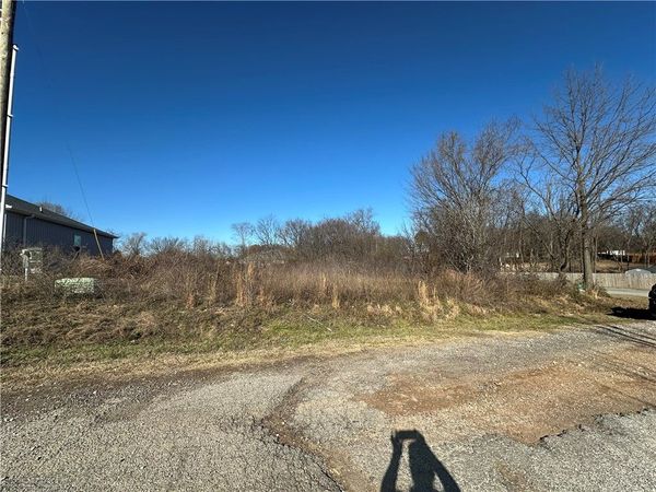 Cannich Dr/Briscoe Lane , Bella Vista, AR 72715