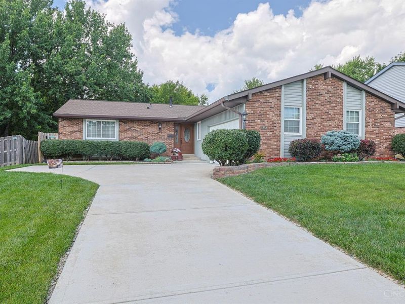 1858 Fallbrook Lane, Springfield Twp., OH 45240 Photo 1