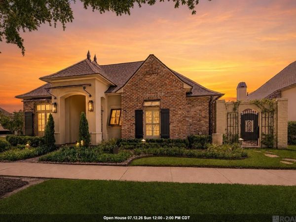 7911 Willow Grove Blvd, Saint George, LA 70810