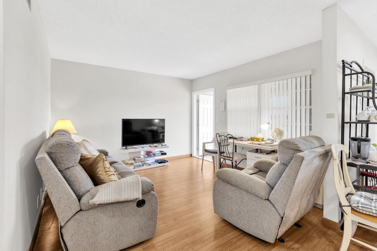 5300 Washington Street, Unit Apt D306, Hollywood, FL 33021 Photo