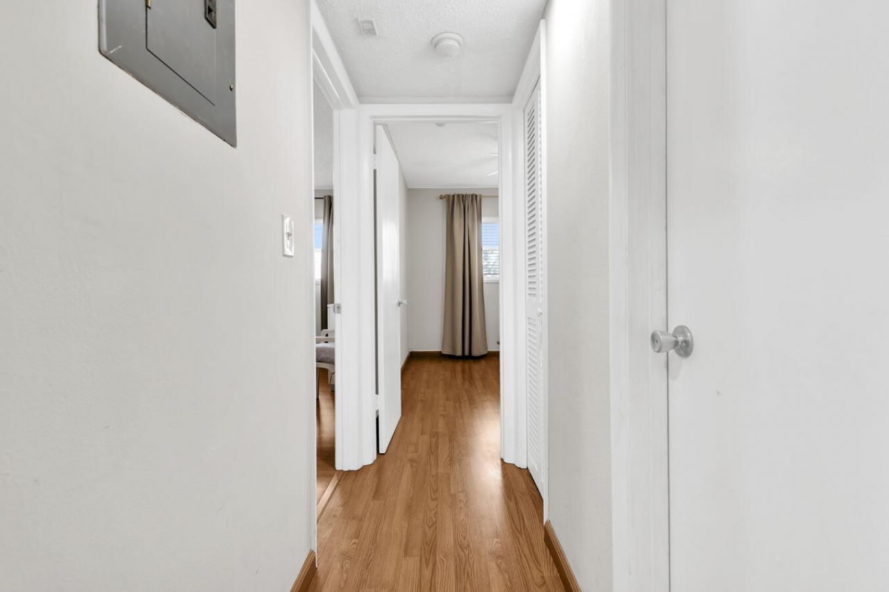 5300 Washington Street, Unit Apt D306, Hollywood, FL 33021 Photo