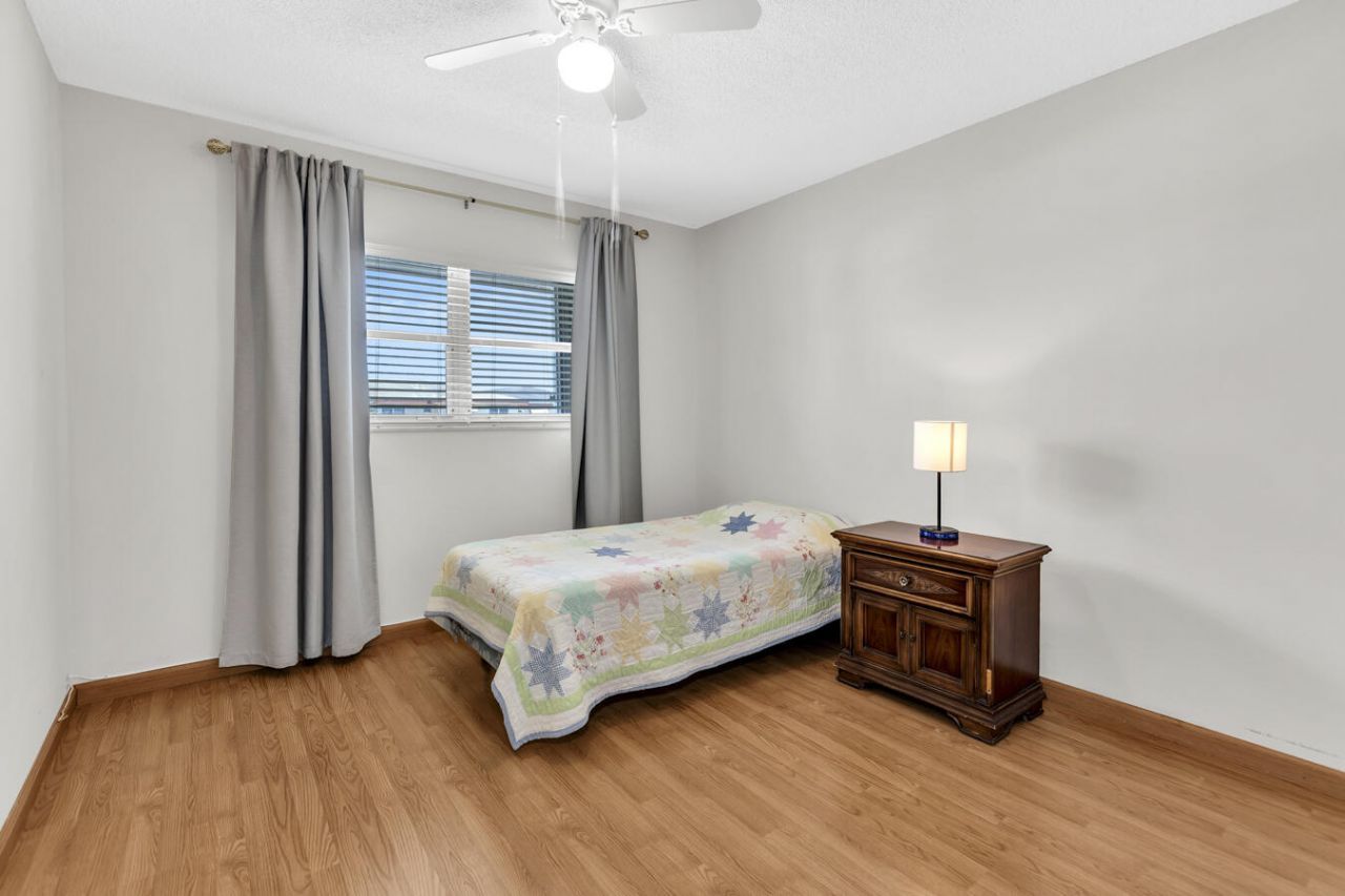 5300 Washington Street, Unit Apt D306, Hollywood, FL 33021 Photo