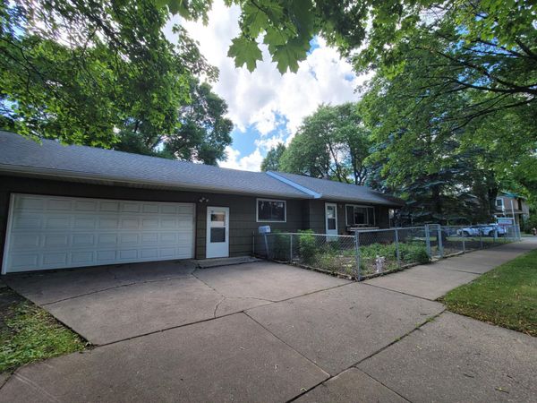 317 Snelling Avenue S, Saint Paul, MN 55105