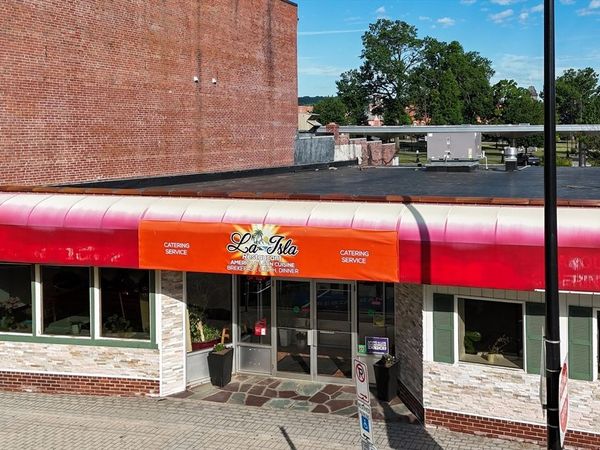 163 High Street, Holyoke, MA 01040