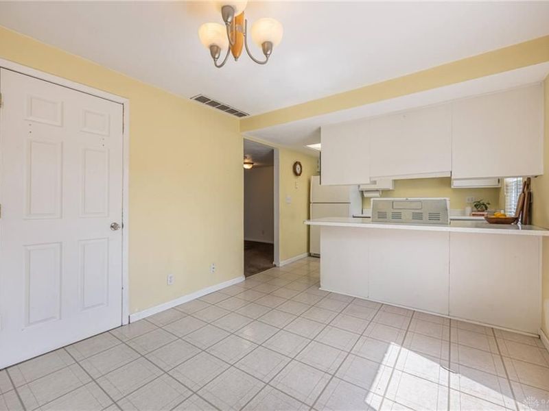 2106 Wellington Court, Fairborn, OH 45324 Photo 10