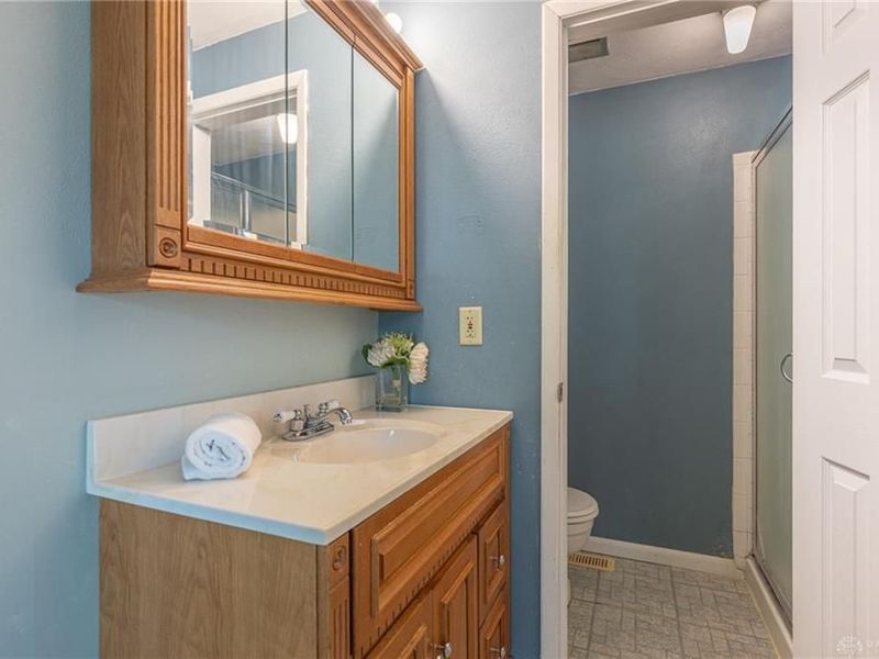 2106 Wellington Court, Fairborn, OH 45324 Photo 14