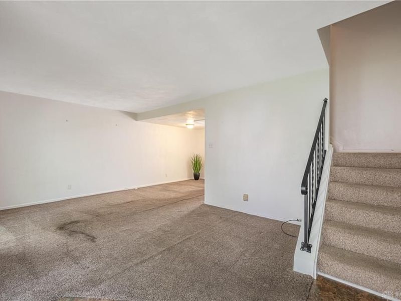 2106 Wellington Court, Fairborn, OH 45324 Photo 4