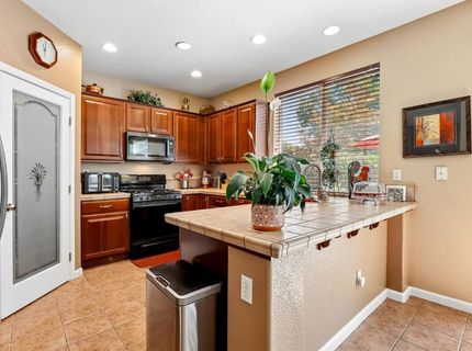 2489 W Burberry Way, Sacramento, CA 95835 Photo