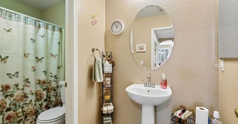 2489 W Burberry Way, Sacramento, CA 95835 Photo