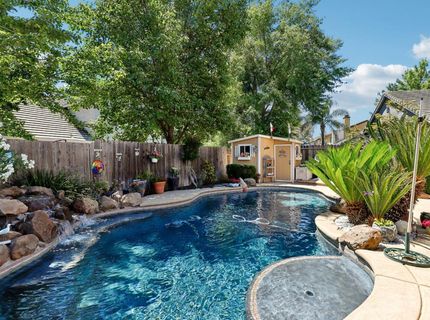 2489 W Burberry Way, Sacramento, CA 95835 Photo