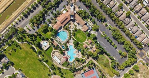 2489 W Burberry Way, Sacramento, CA 95835 Photo