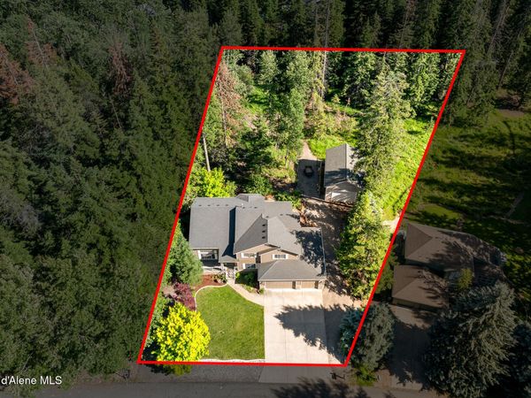 3256 E Cambridge DR, Hayden, ID 83835