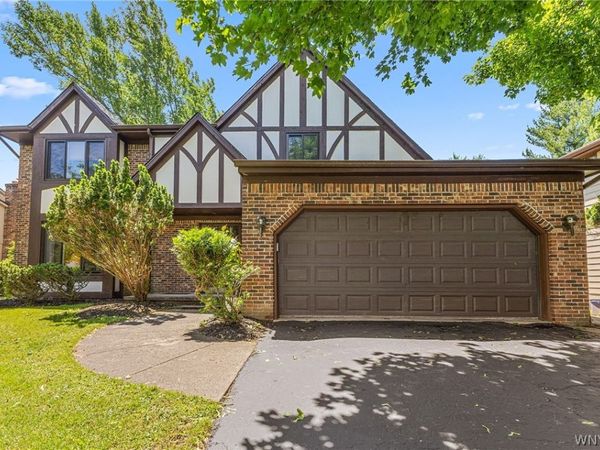 47 Windridge Court, Buffalo, NY 14221