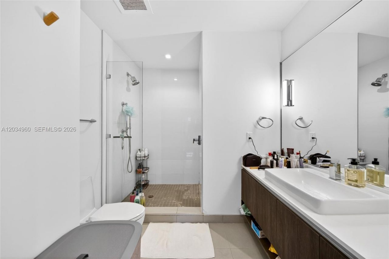 455 NE 39th , Unit 311, Miami, FL 33137 Photo