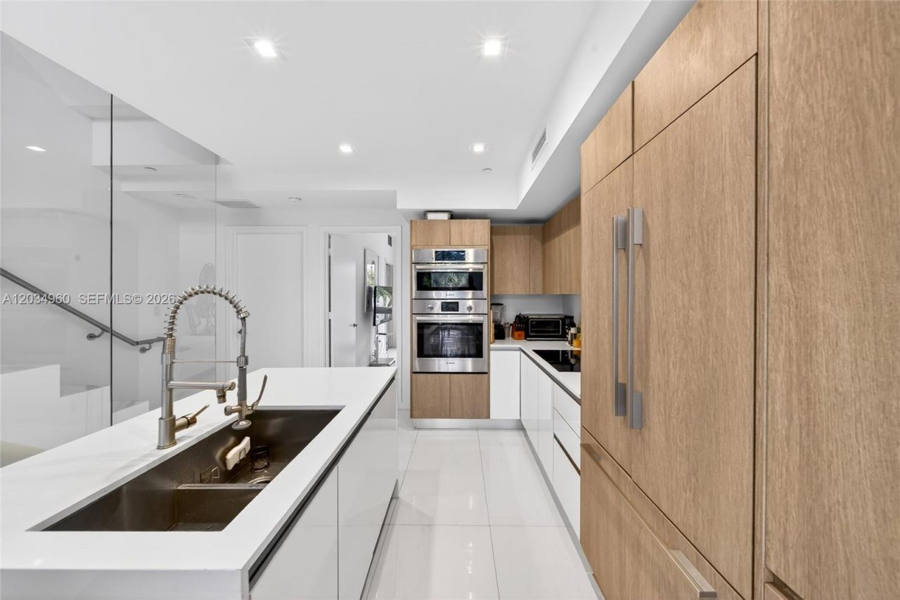 455 NE 39th , Unit 311, Miami, FL 33137 Photo