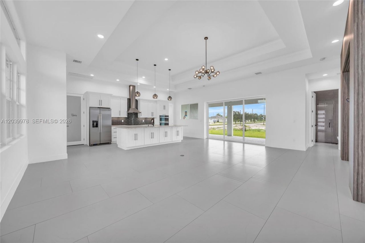 121 SW Sea Lion Rd , Port Saint Lucie, FL 34953 Photo