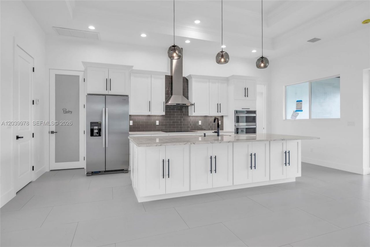 121 SW Sea Lion Rd , Port Saint Lucie, FL 34953 Photo