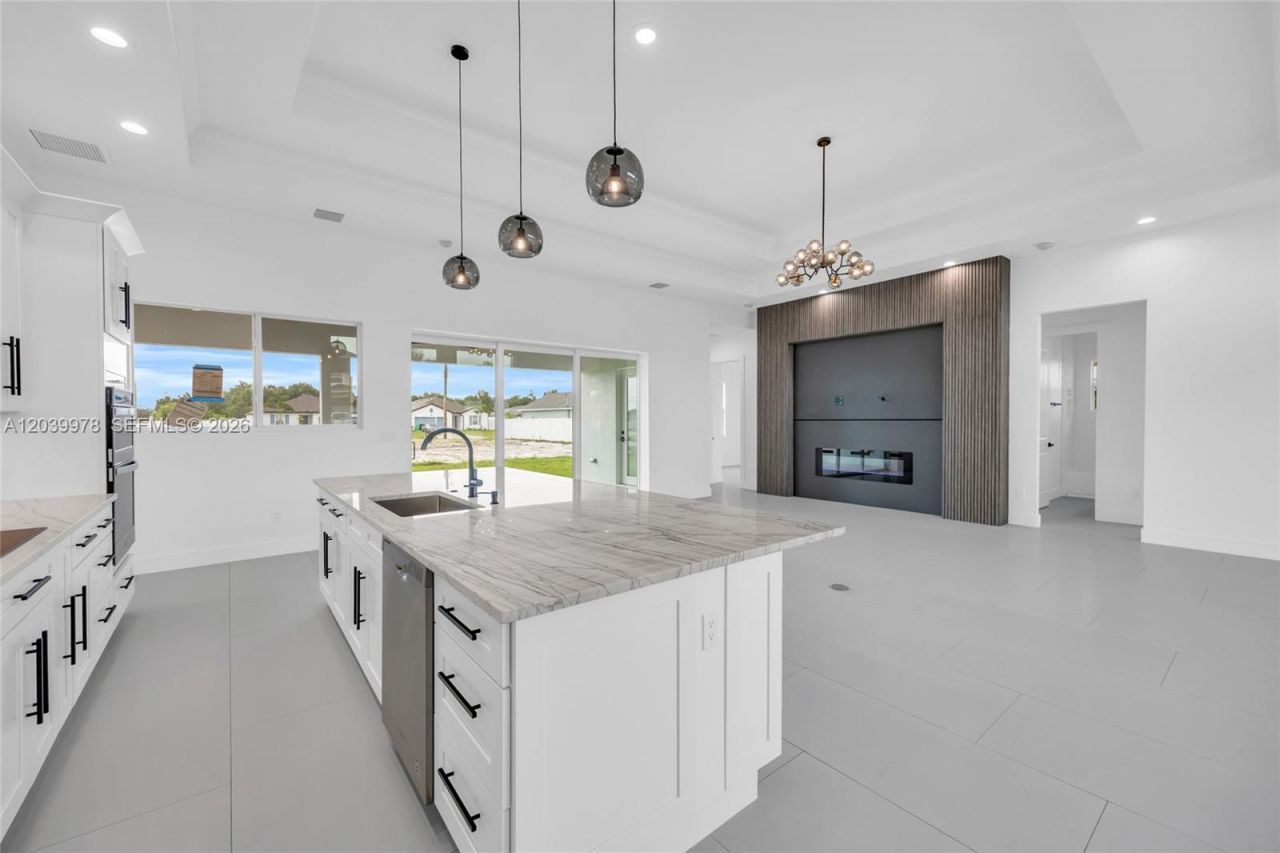 121 SW Sea Lion Rd , Port Saint Lucie, FL 34953 Photo