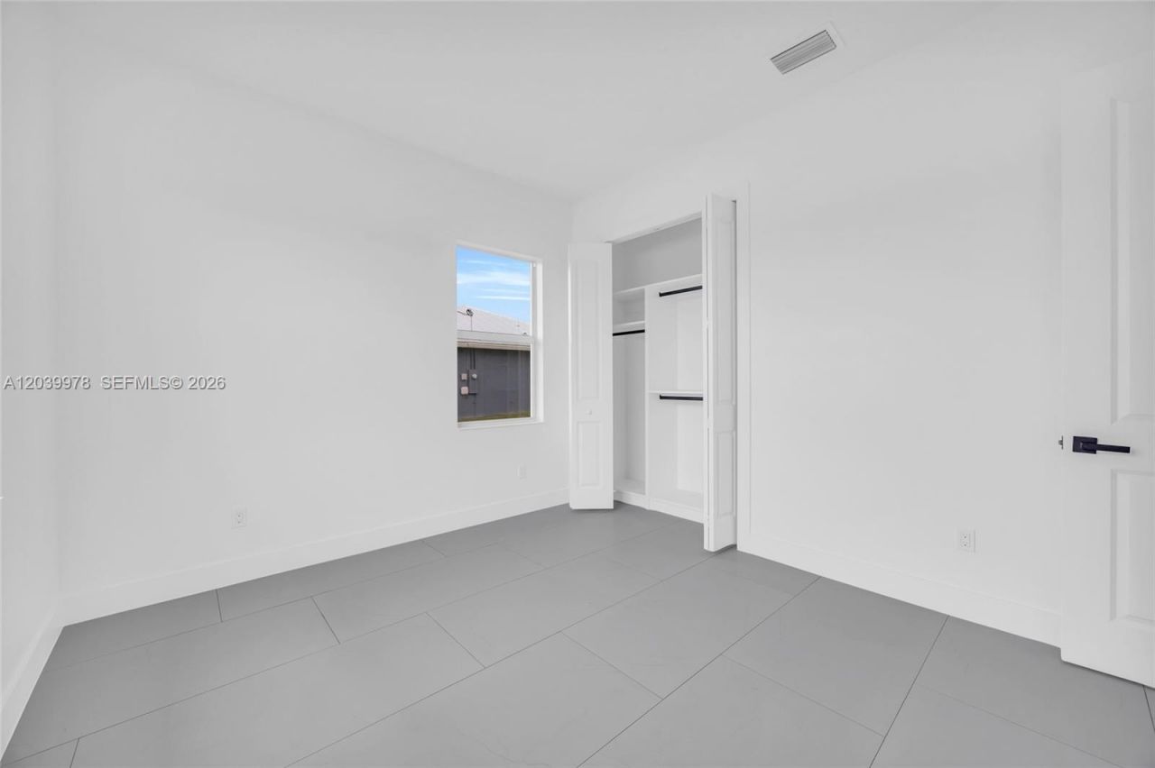 121 SW Sea Lion Rd , Port Saint Lucie, FL 34953 Photo