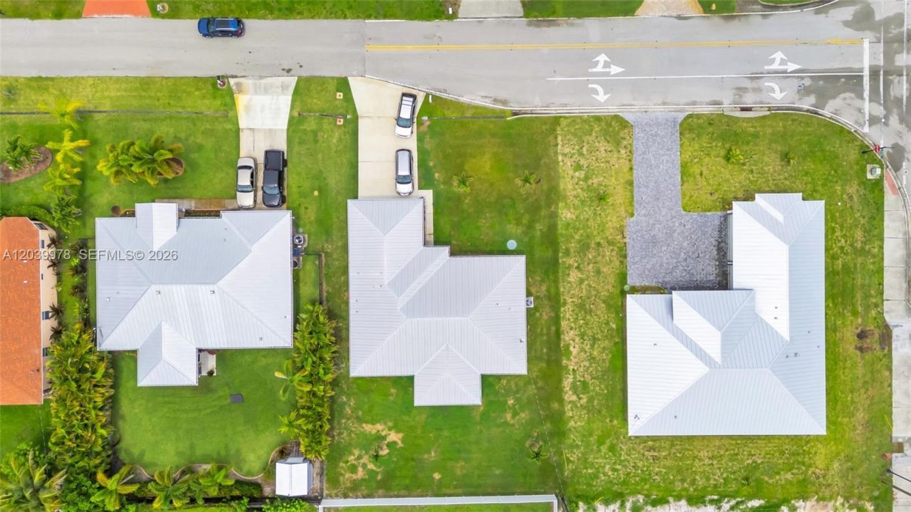 121 SW Sea Lion Rd , Port Saint Lucie, FL 34953 Photo