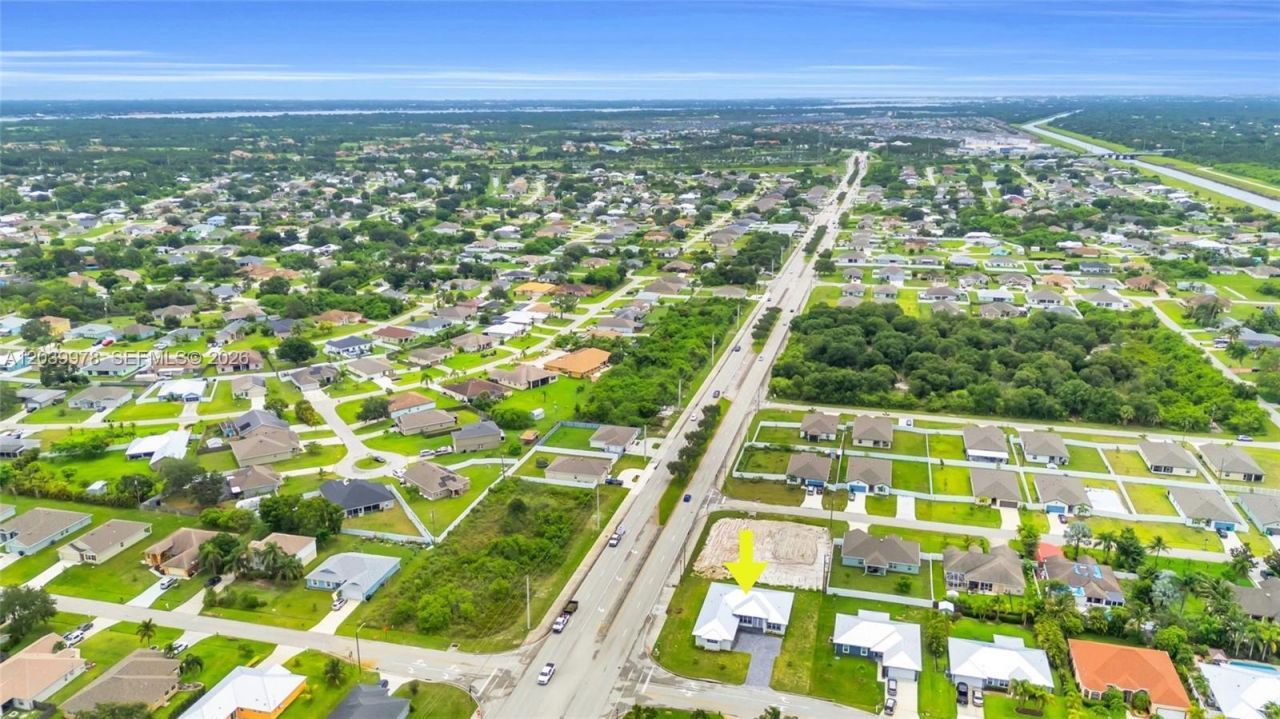 121 SW Sea Lion Rd , Port Saint Lucie, FL 34953 Photo