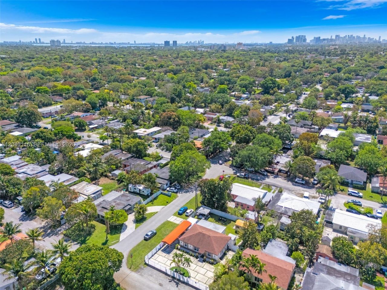 302 NW 100th St , Miami, FL 33150 Photo